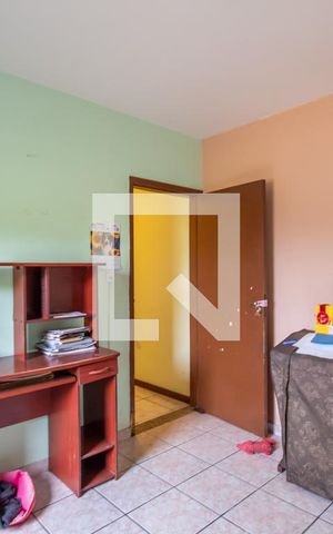 Casa à venda com 310m², 5 quartos e 3 vagas Casa à venda com 310m², 5 quartos e 3 vagasQuarto 1