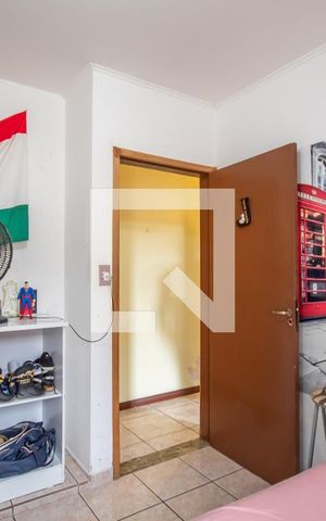 Casa à venda com 310m², 5 quartos e 3 vagas Casa à venda com 310m², 5 quartos e 3 vagasQuarto 3
