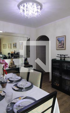 Apartamento à venda com 70m², 2 quartos e 2 vagasSala