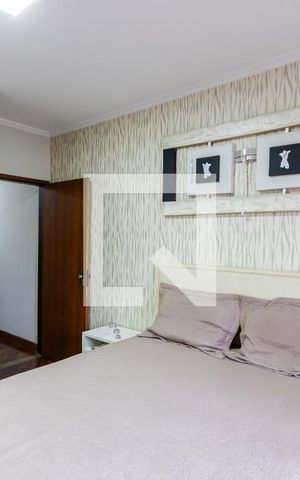 Casa à venda com 185m², 4 quartos e 4 vagas Casa à venda com 185m², 4 quartos e 4 vagasSuíte 1