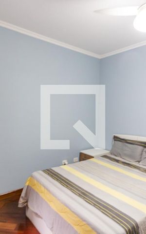 Casa à venda com 185m², 4 quartos e 4 vagas Casa à venda com 185m², 4 quartos e 4 vagasQuarto 3