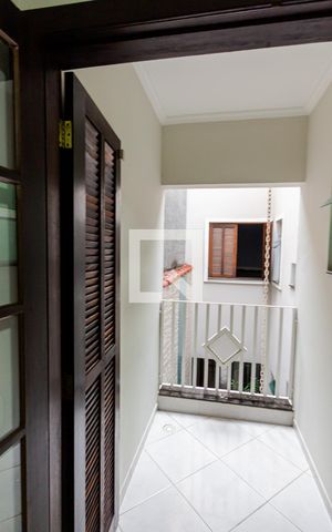 Casa à venda com 185m², 4 quartos e 4 vagas Casa à venda com 185m², 4 quartos e 4 vagasVaranda do Quarto 2