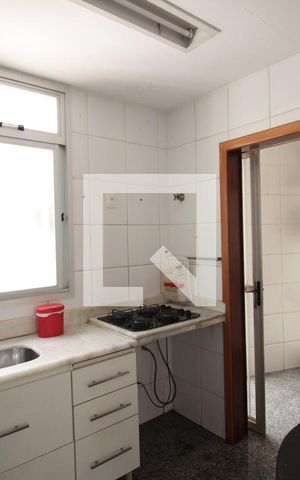 Apartamento à venda com 110m², 3 quartos e 2 vagasCozinha