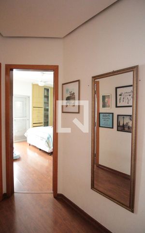 Apartamento à venda com 110m², 3 quartos e 2 vagasCorredor