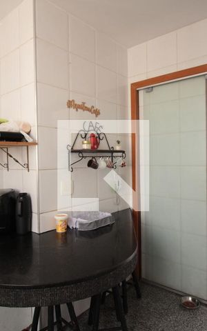 Apartamento à venda com 110m², 3 quartos e 2 vagasCozinha