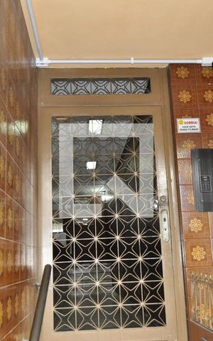 Apartamento à venda com 71m², 3 quartos e sem vagaÁrea comum