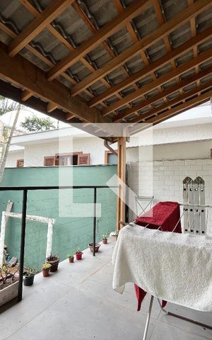Casa à venda com 230m², 5 quartos e 1 vaga Casa à venda com 230m², 5 quartos e 1 vagaVaranda Quarto 4