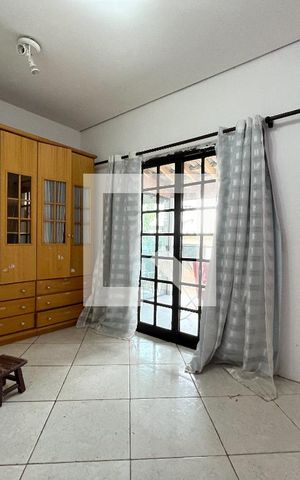 Casa à venda com 230m², 5 quartos e 1 vaga Casa à venda com 230m², 5 quartos e 1 vagaQuarto 4