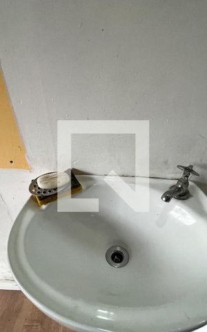 Casa à venda com 230m², 5 quartos e 1 vaga Casa à venda com 230m², 5 quartos e 1 vagaBanheiro Suite Edícula