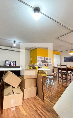 Casa à venda com 230m², 5 quartos e 1 vaga Casa à venda com 230m², 5 quartos e 1 vagaSala
