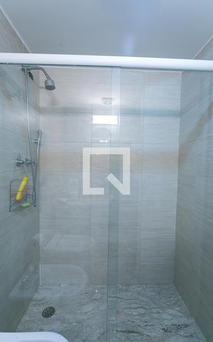 Apartamento à venda com 131m², 2 quartos e 3 vagas Apartamento à venda com 131m², 2 quartos e 3 vagasBanheiro