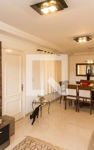 Casa à venda com 204m², 3 quartos e 4 vagasSala  