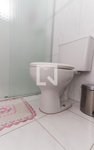 Casa à venda com 204m², 3 quartos e 4 vagasBanheiro da Suíte 1
