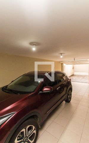 Casa à venda com 204m², 3 quartos e 4 vagasGaragem