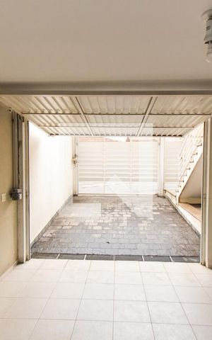 Casa à venda com 204m², 3 quartos e 4 vagasGaragem