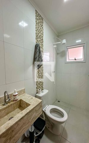Apartamento à venda com 80m², 2 quartos e sem vaga Apartamento à venda com 80m², 2 quartos e sem vagaBanheiro