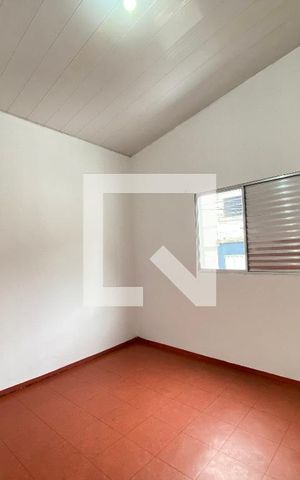 Casa para alugar com 80m², 1 quarto e sem vagaQuarto