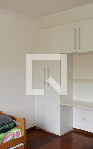Casa para alugar com 260m², 4 quartos e 4 vagasQuarto