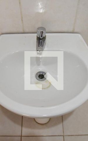 Casa para alugar com 260m², 4 quartos e 4 vagasBanheiro suíte externa
