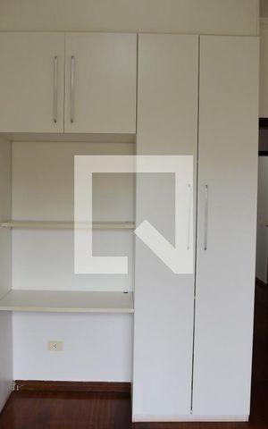 Casa para alugar com 260m², 4 quartos e 4 vagasQuarto