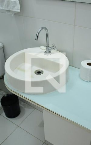 Casa para alugar com 260m², 4 quartos e 4 vagasBanheiro da suíte