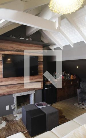 Apartamento à venda com 160m², 3 quartos e 2 vagasSótão