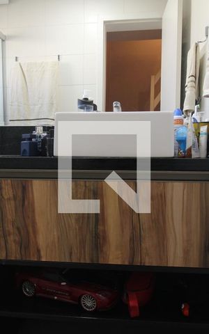 Apartamento à venda com 160m², 3 quartos e 2 vagasBanheiro