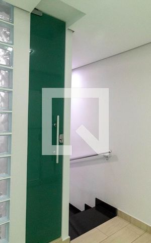 Casa à venda com 200m², 3 quartos e 2 vagas Casa à venda com 200m², 3 quartos e 2 vagasHall dos Quartos