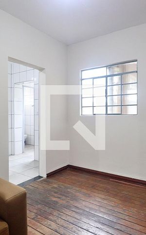 Casa para alugar com 150m², 2 quartos e sem vagaSala