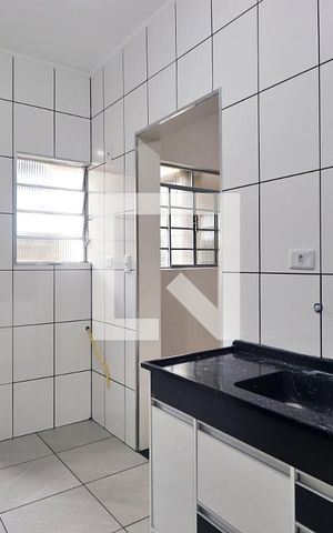 Casa para alugar com 150m², 2 quartos e sem vagaCozinha