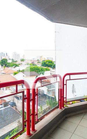 Apartamento à venda com 105m², 3 quartos e 2 vagas Apartamento à venda com 105m², 3 quartos e 2 vagasSacada da Sala