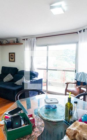 Apartamento à venda com 105m², 3 quartos e 2 vagas Apartamento à venda com 105m², 3 quartos e 2 vagasSala