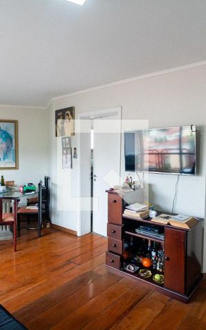 Apartamento à venda com 105m², 3 quartos e 2 vagas Apartamento à venda com 105m², 3 quartos e 2 vagasSala