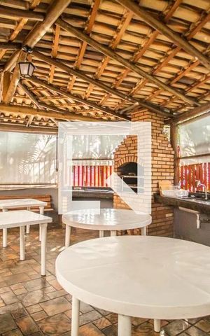 Apartamento à venda com 105m², 3 quartos e 2 vagas Apartamento à venda com 105m², 3 quartos e 2 vagasÁrea comum - Churrasqueira