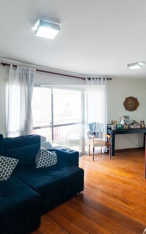 Apartamento à venda com 105m², 3 quartos e 2 vagas Apartamento à venda com 105m², 3 quartos e 2 vagasSala