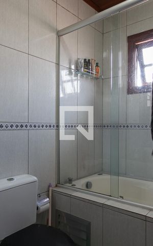 Casa à venda com 160m², 3 quartos e 3 vagasBanheiro