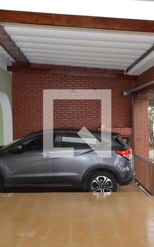 Casa à venda com 400m², 3 quartos e 3 vagasGaragem