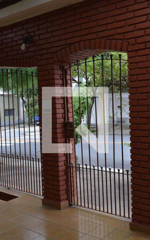 Casa à venda com 400m², 3 quartos e 3 vagasGaragem