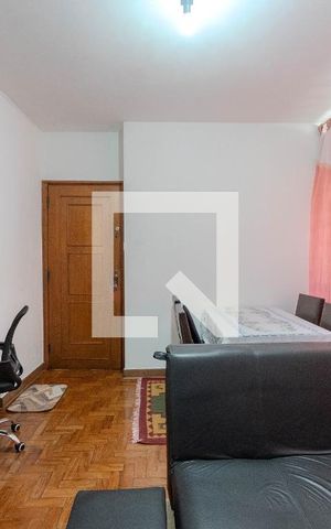 Apartamento à venda com 122m², 2 quartos e sem vaga Apartamento à venda com 122m², 2 quartos e sem vagaSala