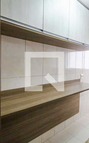Apartamento à venda com 58m², 2 quartos e 1 vaga Apartamento à venda com 58m², 2 quartos e 1 vagaCozinha
