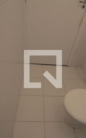 Apartamento para alugar com 42m², 2 quartos e sem vagaBanheiro