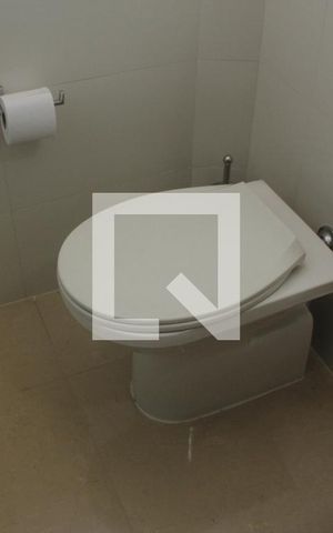 Casa à venda com 156m², 3 quartos e 2 vagasBanheiro