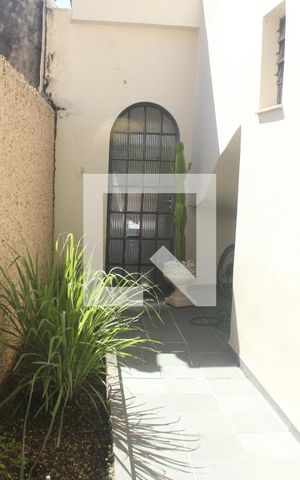 Casa à venda com 156m², 3 quartos e 2 vagasQuintal