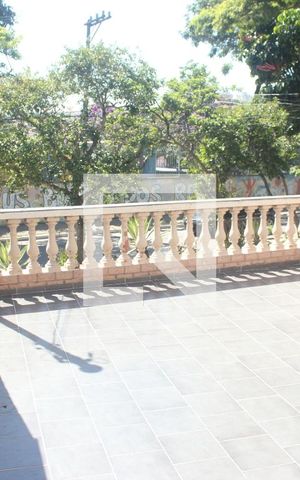 Casa à venda com 156m², 3 quartos e 2 vagasSacada