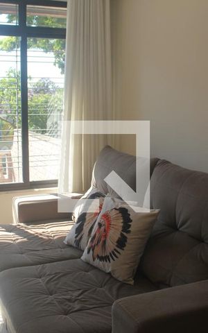 Casa à venda com 156m², 3 quartos e 2 vagasSala