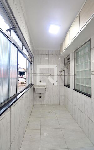 Apartamento à venda com 64m², 3 quartos e 1 vagaÁrea de Serviço