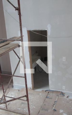 Casa à venda com 360m², 5 quartos e 4 vagassala