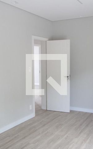 Casa à venda com 360m², 5 quartos e 4 vagassuite 02