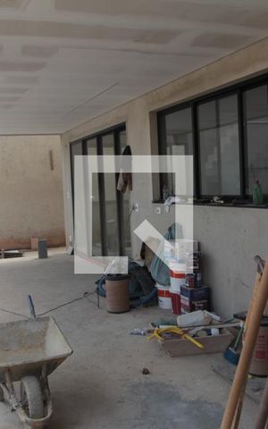 Casa à venda com 360m², 5 quartos e 4 vagasarea externa- piscina