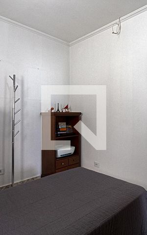 Casa para alugar com 220m², 3 quartos e 3 vagas Casa para alugar com 220m², 3 quartos e 3 vagasSuíte